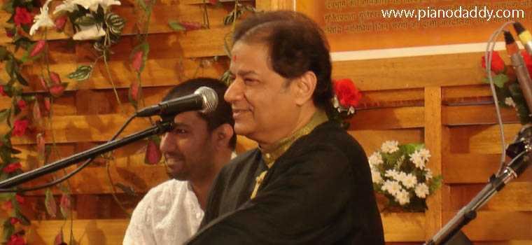 Jag Mein Sundar Hain Do Naam (Anoop Jalota)